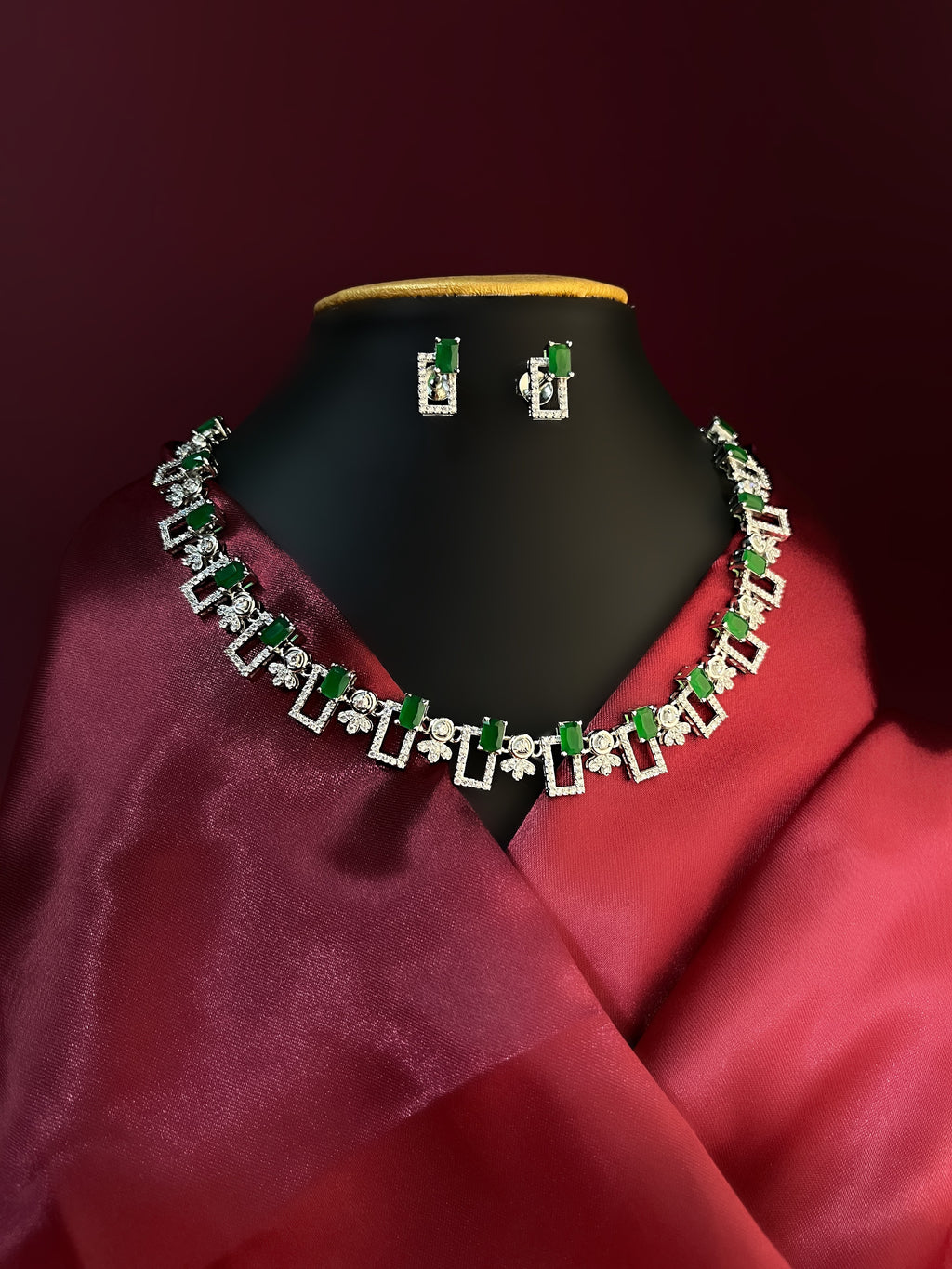 Trenova Silver Necklace For Her