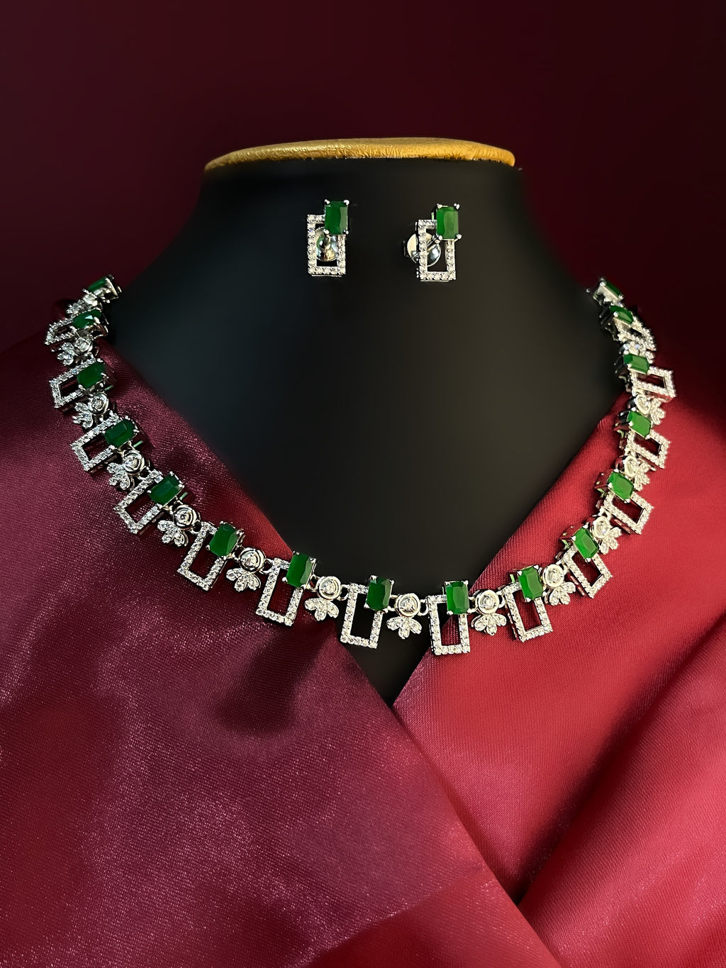 Trenova Silver Necklace For Her