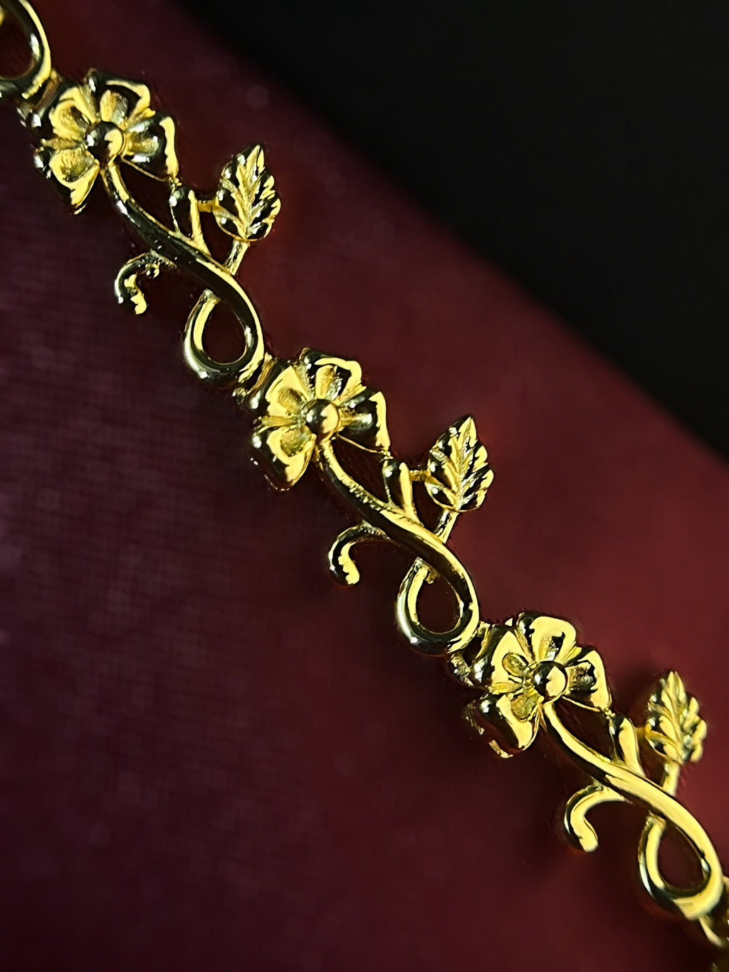 Elvarya Silver Necklace For Her