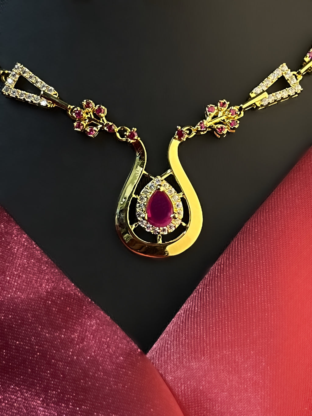 Avirein Silver Necklace For Her
