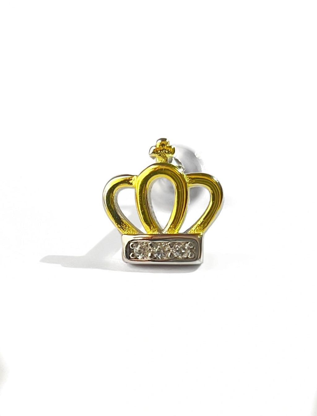Seniva Queen Studs